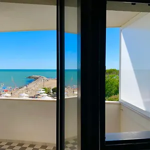 eurobeach-residence.hotelinveneto.com/
